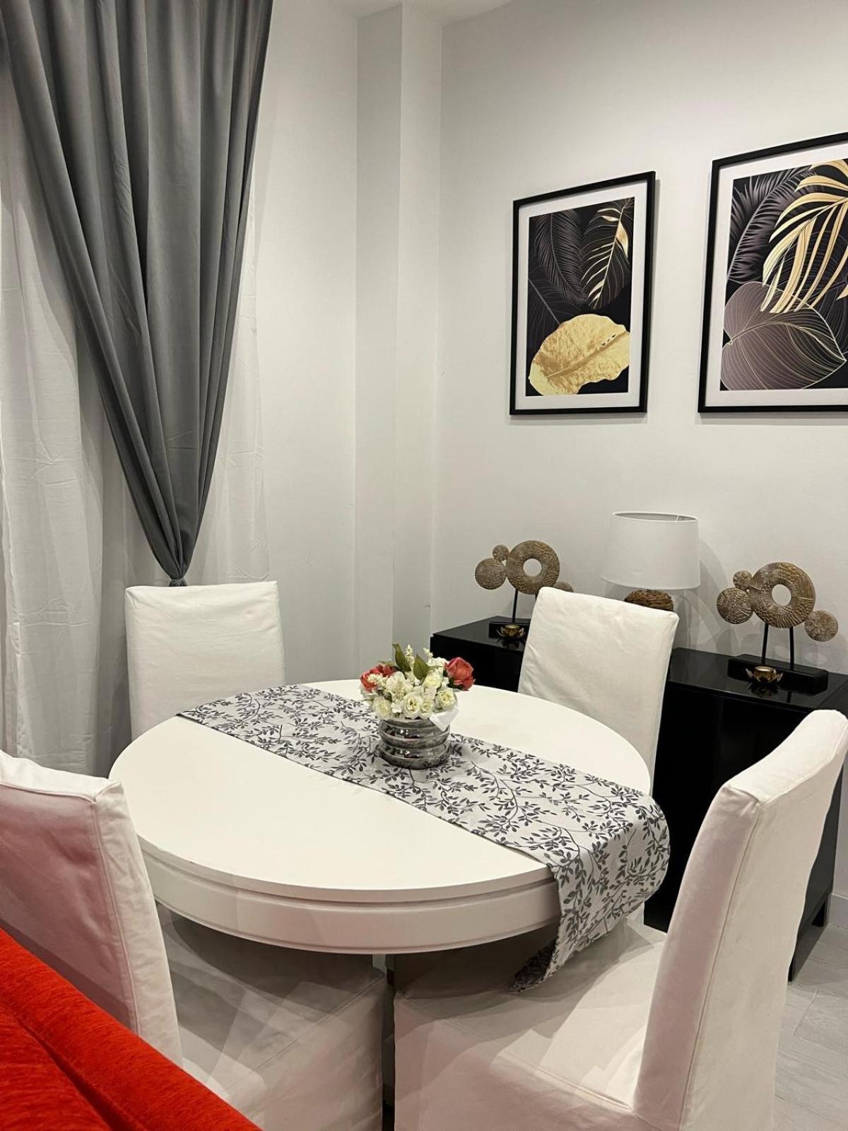 Paseo De La Castellana.lujo Y Garage Apartamento Madri